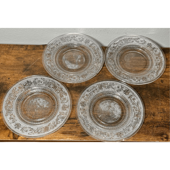 KIG Malaysia Pressed Glass Clear 10" Dinner Plate Fleur de Lis-TRELLIS -Set of 4 - Picture 7 of 12
